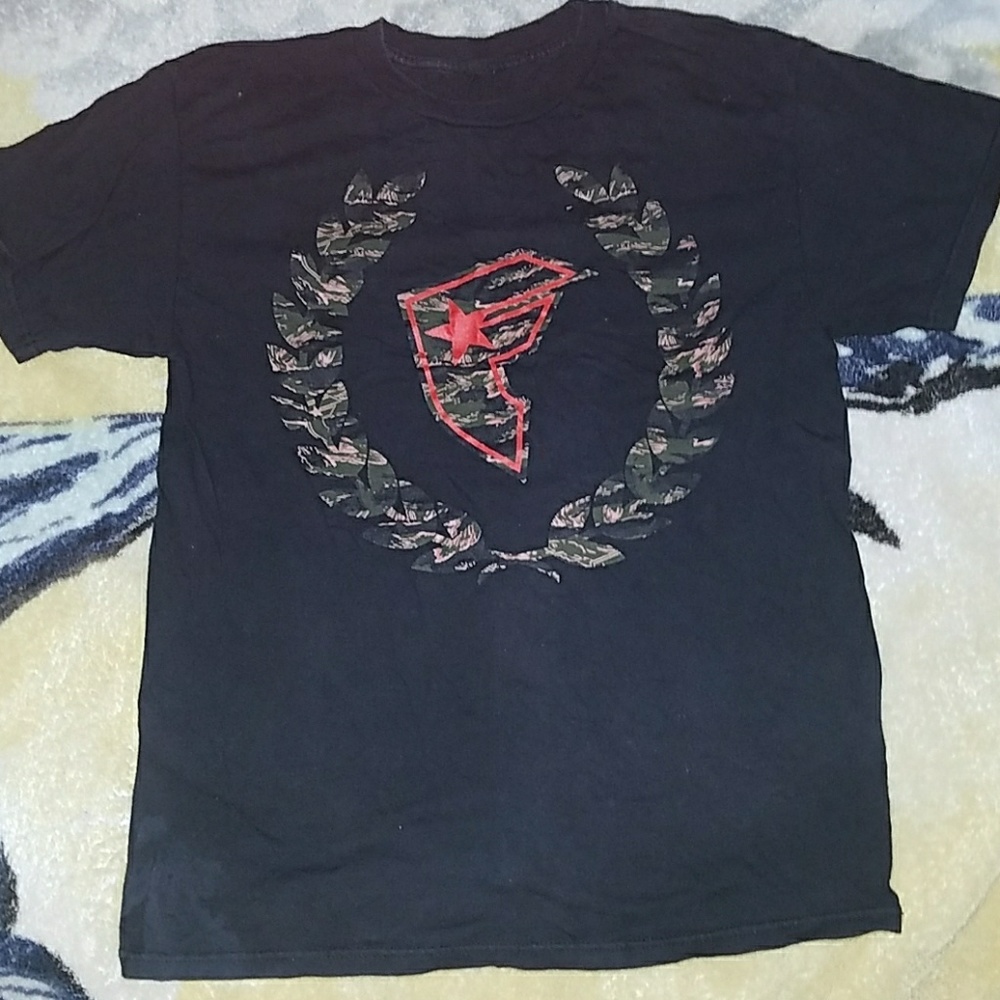 Black t-shirt